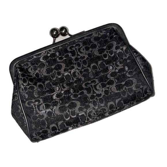 Coach Handbags - Coach Black Signature C Kisslock Framed Clutch